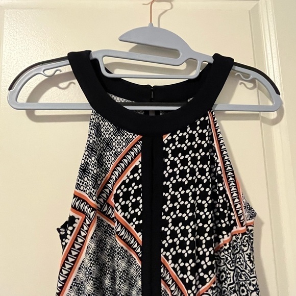 PATTERNED Maxi Dress Size 4 - Picture 8 of 11